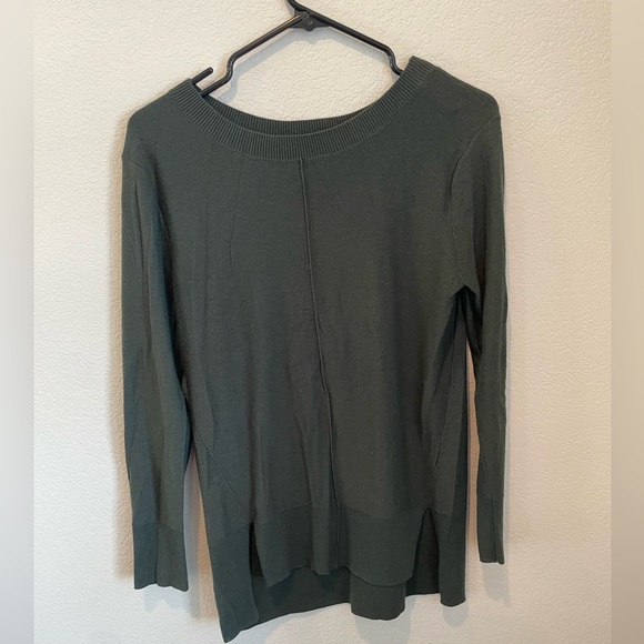 Trouve Sweaters - Trouvé Dark Green Crew Neck Sweater XS Lightweight Soft Minimalist Basic Women